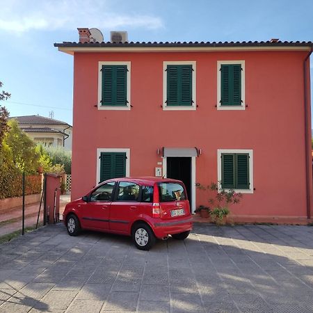 La Casa Delle Buone Letture Villa ลุคคา ภายนอก รูปภาพ